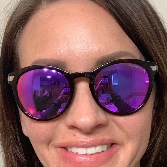 ADRIANNA III CLASSIC W/FUCHSIA MIRROR - Picture 8 of 16